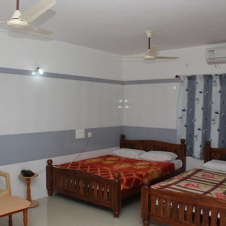 Sdd Residency Hotell Tiruvannāmalai Exteriör bild